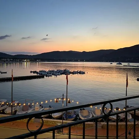 La Marina *